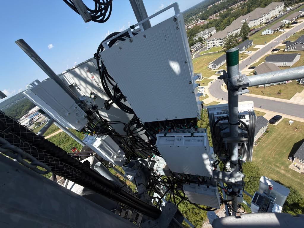 Completed 5G antenna and radio installation on a Verizon tower sector