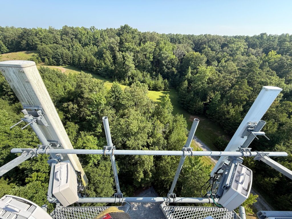 Old equipment on the Verizon tower before the swap